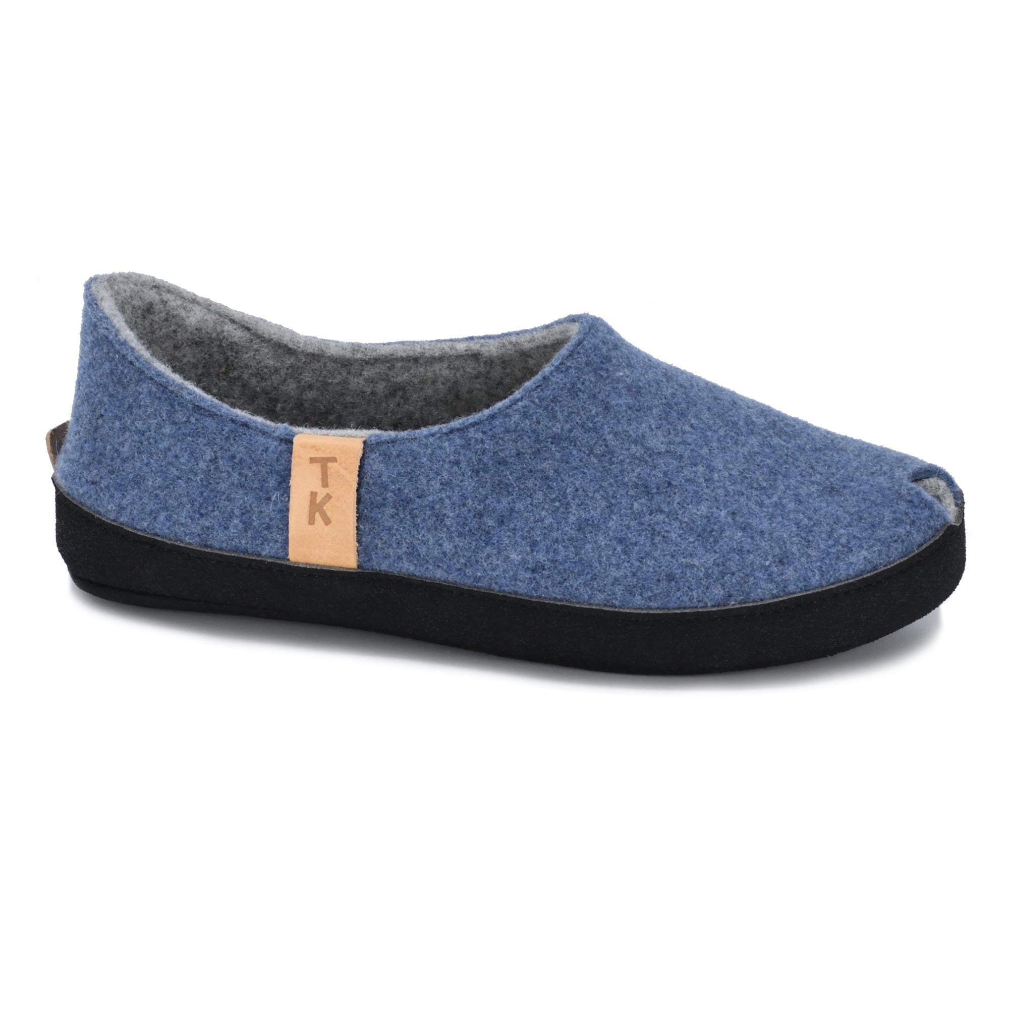 TOKU Budapest · lambswool slippers · handmade in Estonia · arch-support slippers · warm felt shoes · slow fashion · Estonian design · cozy home footwear